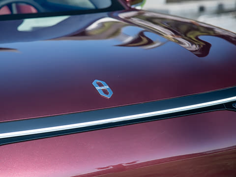 2025�� ���� Ultra�� 53.4kWh 5����