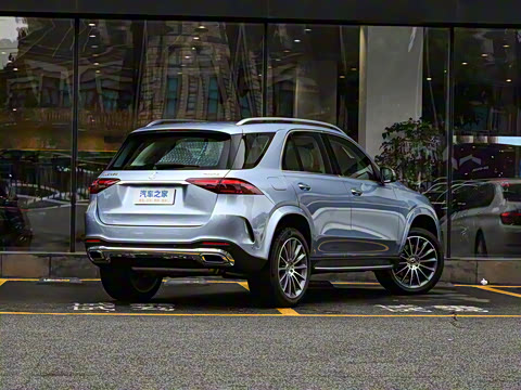 2025�� �Ŀ� GLE 450 4MATIC ������