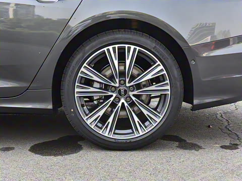 2025�� �Ŀ� 45 TFSI ��ѡ������