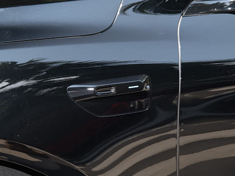 2025�� ����   Ultra ������