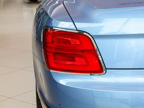 2026�� 4.0T V8 Mulliner