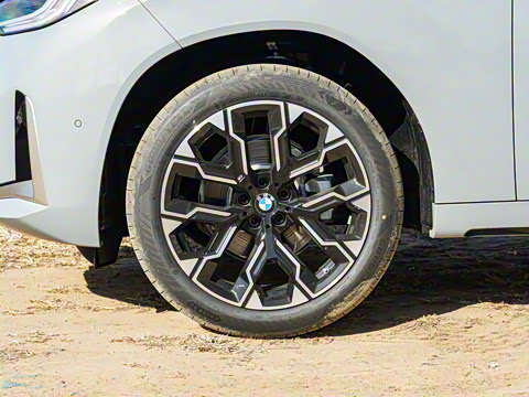 2025�� xDrive30L ������ M�˶���װ