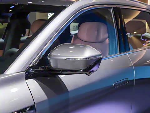 2025�� ���Ĵ� UItra 2.0T ������ ������