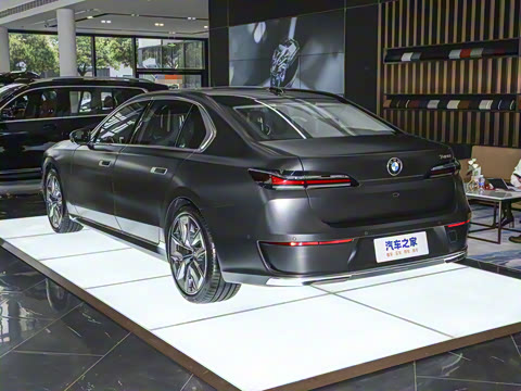 2023�� 740Li ������ ������װ