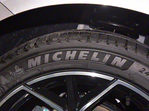 2025�� �������̰� 230�콢��