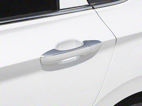 2025�� �Ŀ�� 300TSI DSG׿Խ��