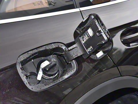 2025�� GLC 260 L 4MATIC ������