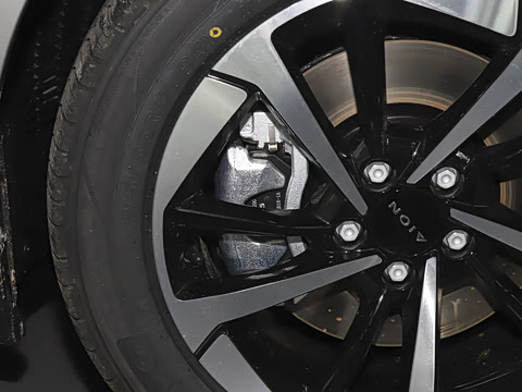 2025�� Plus 510 ������