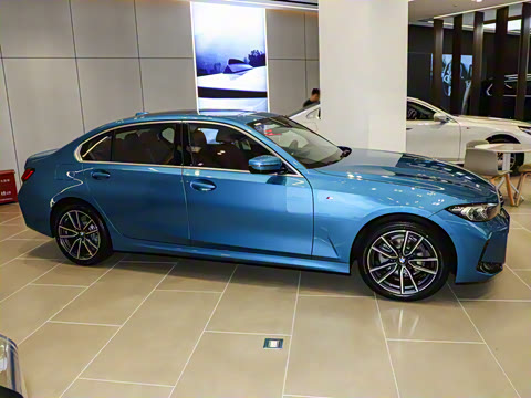 2025�� 325Li M�˶���װ