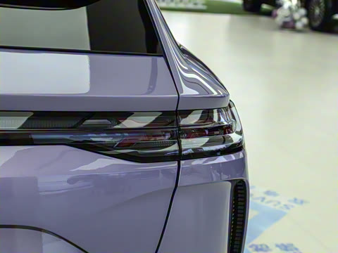 2025�� 702 �Ǽ�˫�������ٰ�