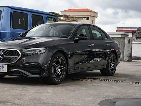 2025�� �Ŀ� E 260 �˶���