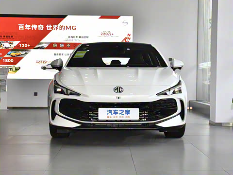 2025�� 2.0T Trophy+ �����˶���