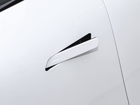 2025�� 636Max����� 5��