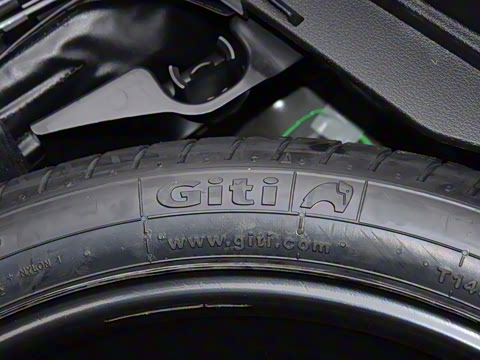 2025�� 45 TFSI quattro ��ѡ������+������