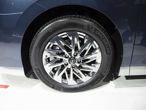 2025�� Ǭ��ϵ�� Ultra ͷ�Ȳ�