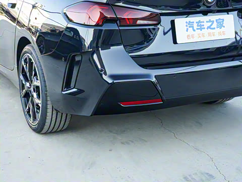 2025�� 225L M�˶���ҹ��װ