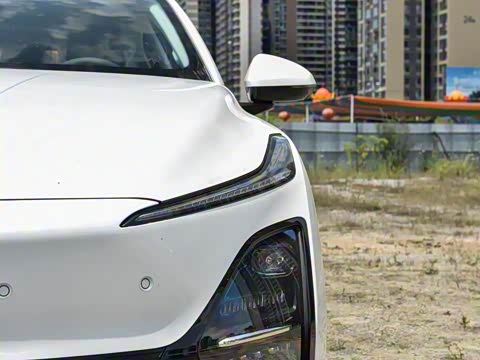 2025�� 610km �����콢��