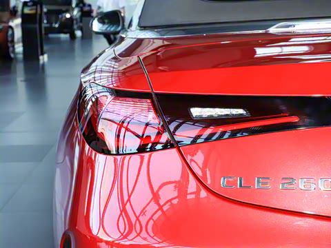 2025�� CLE 260 ������ܳ�