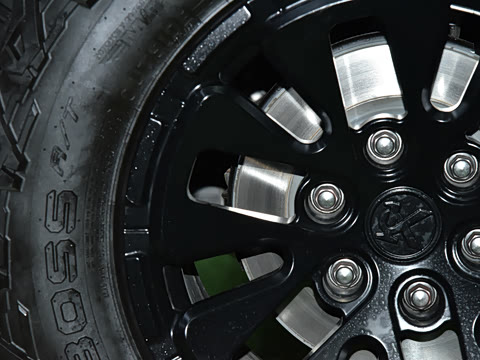 2025�� 2.3T ����SV7 ��Ұ��