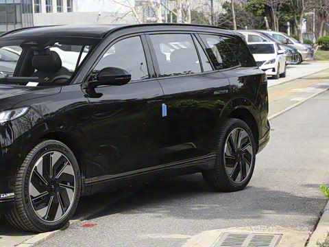 2025�� 210Max���Ȱ� 5��