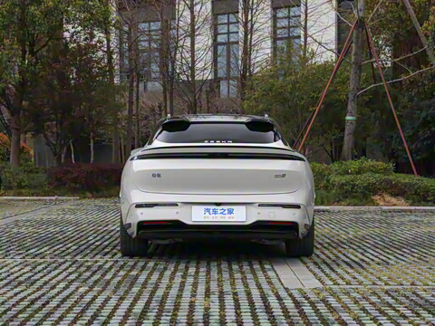 2025�� �����������Ǽݰ� 100kWh