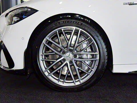 2024�� �Ŀ� AMG C 43 4MATIC