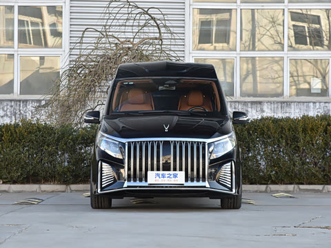 2025��  2.0T �����֡�Ħ��