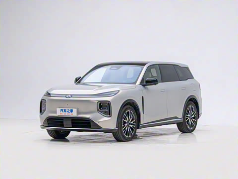 2025�� 215�콢PLUS