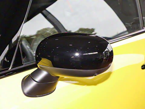 2025�� JOHN COOPER WORKS CABRIO