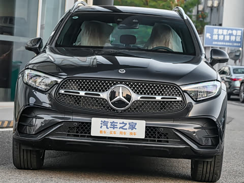 2025�� �Ŀ� GLC 260 L 4MATIC ������