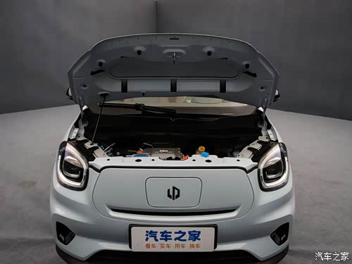 全新零跑t03增配减价 提供三种纯电续