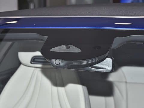 2025�� CLE 260 ������ܳ�