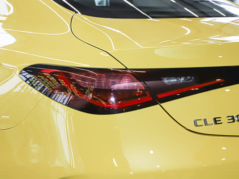 2025�� CLE 300 4MATIC �����ͽ��ܳ�