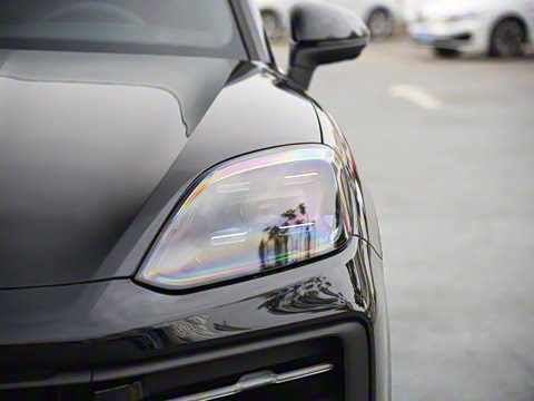 2025�� Cayenne E-Hybrid 2.0T