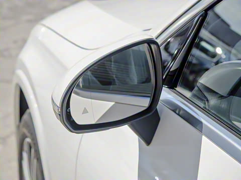 2025�� �Ŀ� GLC 300 L 4MATIC ������ 5��