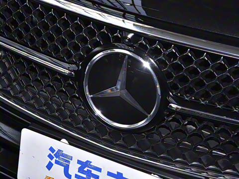 2025�� E 300 �������˶���