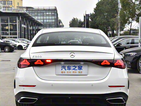 2025�� E 300 �������˶���