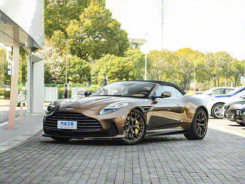 2025�� 4.0T V8 Volante