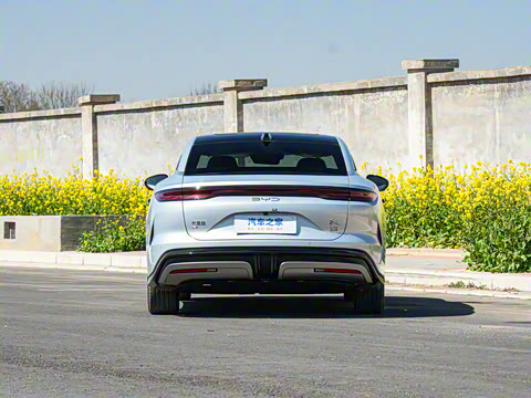 2025�� EV ���������״��콢��