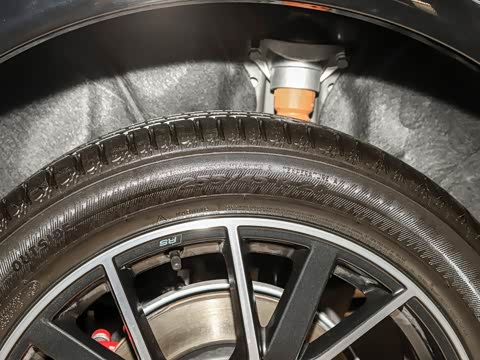 2025�� quattro 45�����ذ� 45 TFSI ������