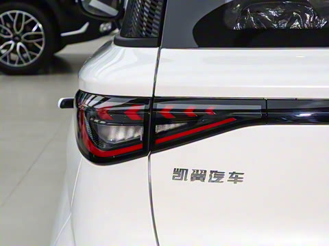 2025�� Mate 300km̤�˰�