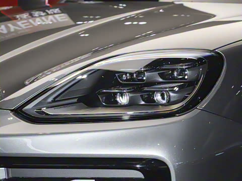 2025�� Cayenne 3.0T ���ΰ�