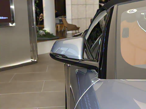 2023�� sDrive 25i M�˶���װ