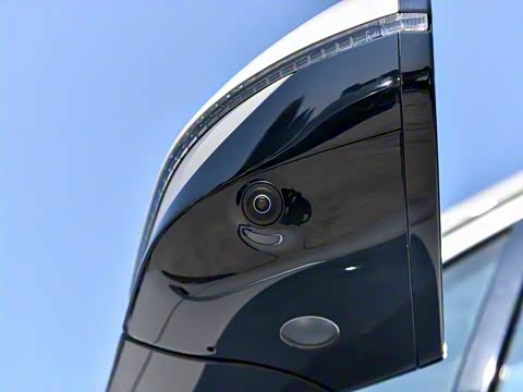 2025�� 702 �Ǽ�˫�������ٰ�