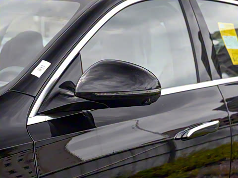 2025�� �Ŀ� E 300 L ����˶���