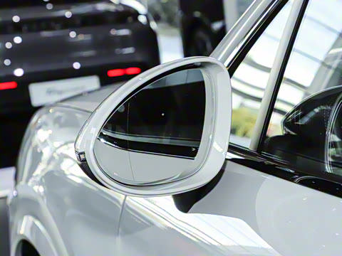 2025�� Cayenne 3.0T