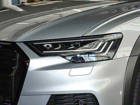 2025�� allroad quattro ̽���� 55 TFSI ����ԽҰ��