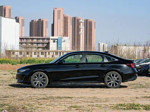 2025�� 240TURBO CVT�Ƽ���