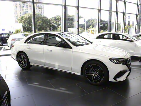 2025�� E 260 �˶���