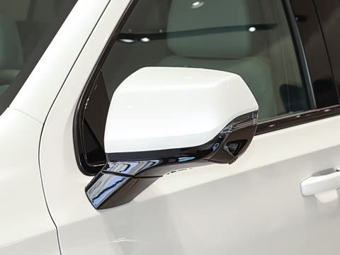 2025�� 2.7T �����